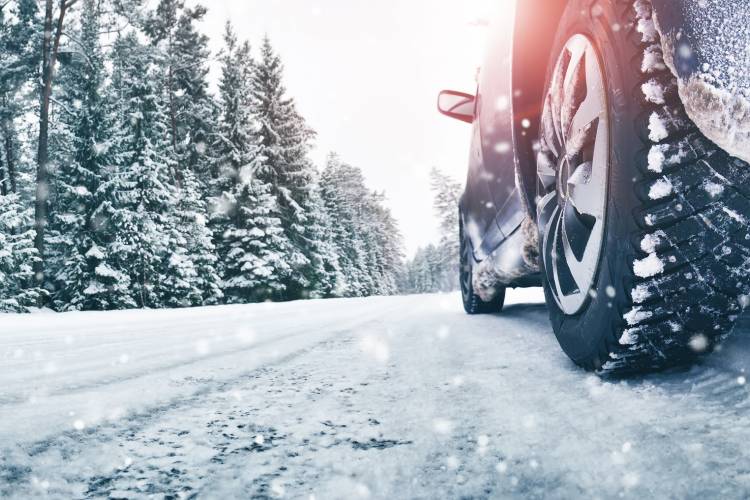 car driving in snow